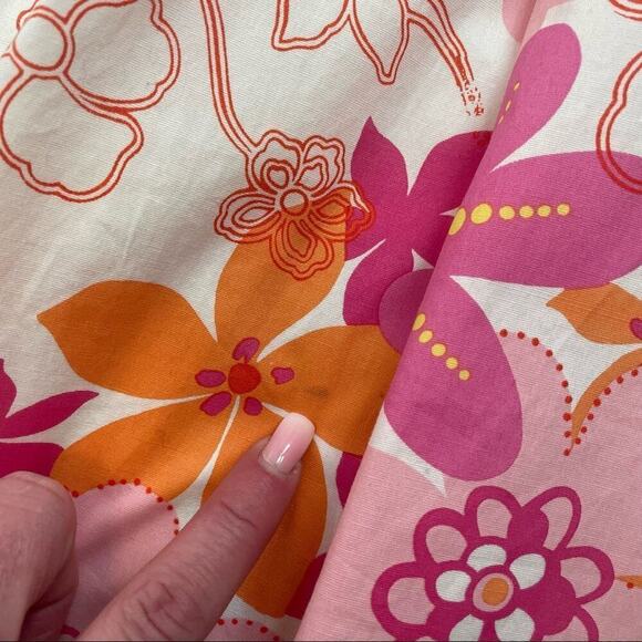 OBOE Flare Hem Floral Skirt
White with Lavender and Red Floral print SZ M - Picture 10 of 11